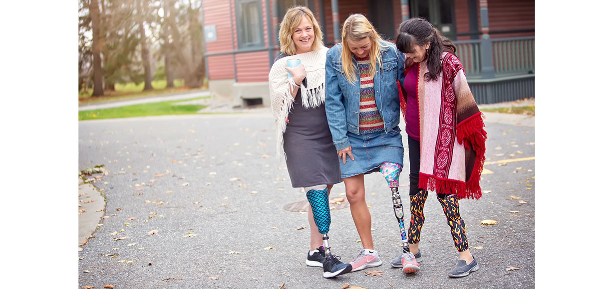 STRIDE IN STYLE WITH SOCKET SOCKS