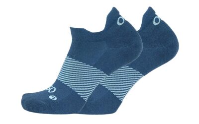 Maximum-Cushion, Wicking Socks