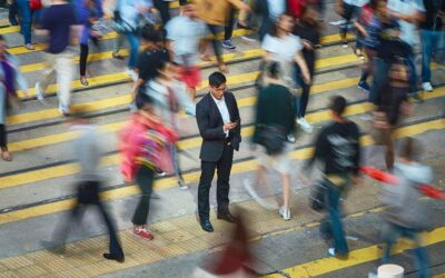 Texting While Walking Puts Pedestrians in Danger: UBC study